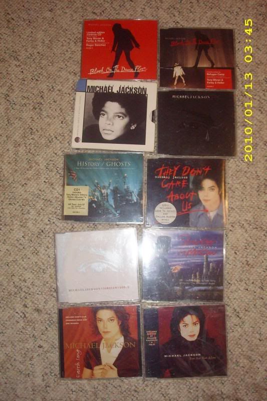 Personal MJ Collection and Official Memorabilia Discussion Personal MJ Collection and Official Memorabilia Discussion